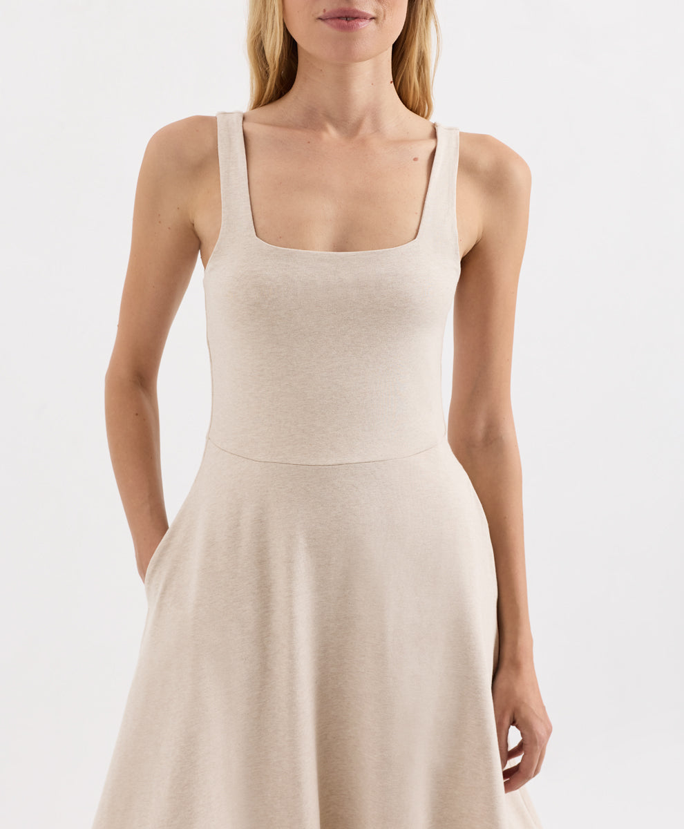 Midi‑Kleid mit quadratischem Ausschnitt und Trägern